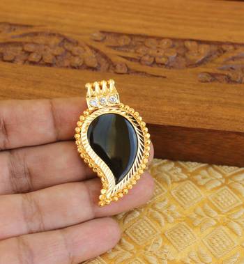 Kerala style mango palakka pendant 2
