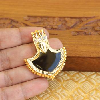 Kerala style palakka pendant 2