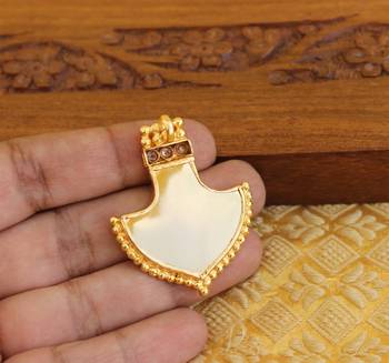 Kerala style palakka pendant 3