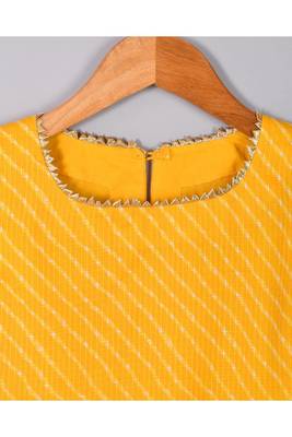Yellow leheriya kurta gharara set 3