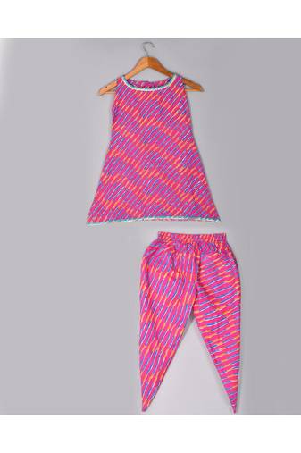Magenta leheriya kurta dhoti set