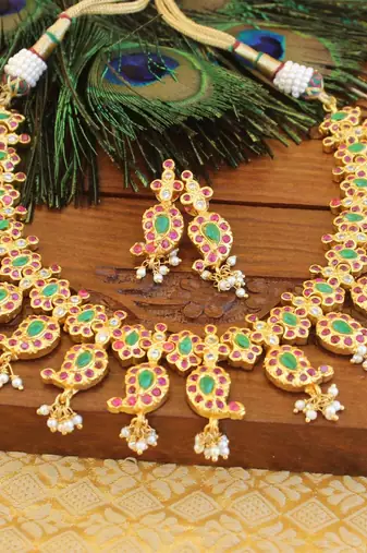Gold platted antic mango necklace set
