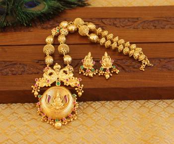 Gold platted lakshmi necklace set 1