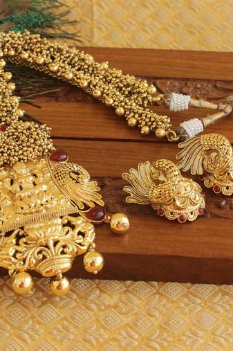 Matte finish lakshmi necklaec set