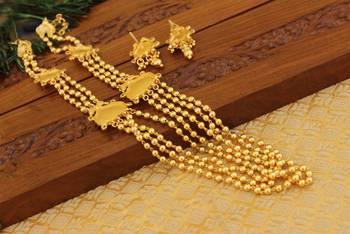 Gold platted lakshmi necklace set 3