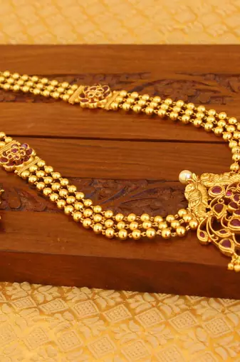 Gold platted peacock kempu necklace set