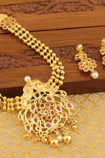 Gold platted peacock kempu necklace set