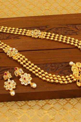Gold platted peacock kempu necklace set