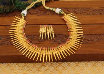 Gold platted antic necklace set 1