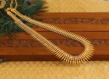 Kerala style gold platted long necklace set 3