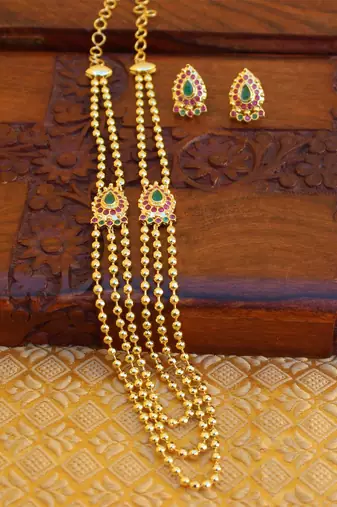 Gold platted necklace set