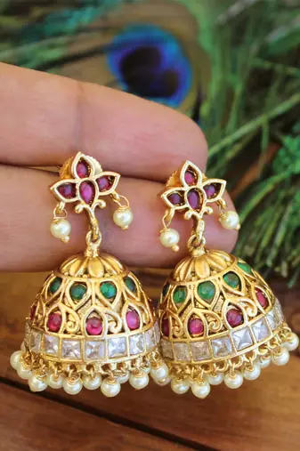 Gold platted antic temple necklace set