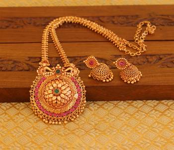 Matte finish peacock necklace set 1