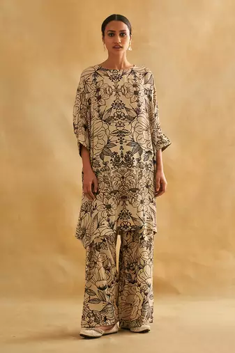 Nalini long top