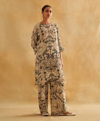 Nalini long top 1