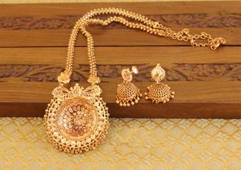 Matte finish peacock necklace set 4