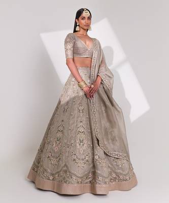 Kaarvi Embroidered Lehenga Set 1