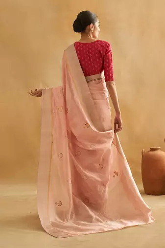 Mrunali saree set