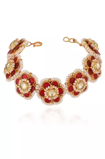 Ruby and pearls bracelet studded with jadau stones