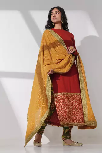 Rabia kurta set
