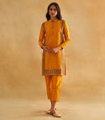 Parneeka raw silk kurta pant set
