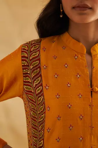 Parneeka raw silk kurta pant set