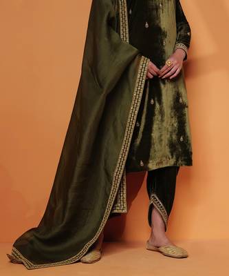 Sharvari dhoti pants 2