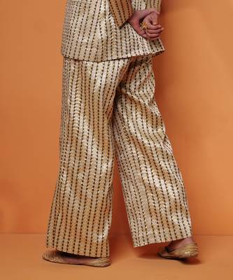 Zareen flared pants 4