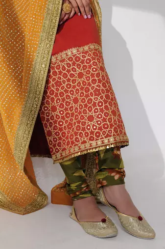 Rabia printed churidaar
