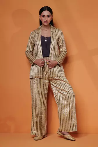 Zareen blazer set