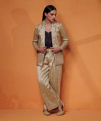 Zareen blazer set 3