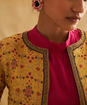 Raabiya brocade bomber jacket 5
