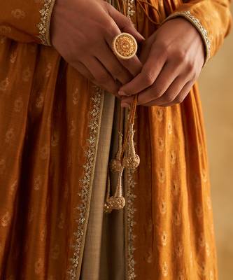 Zariya hand woven jacket 2