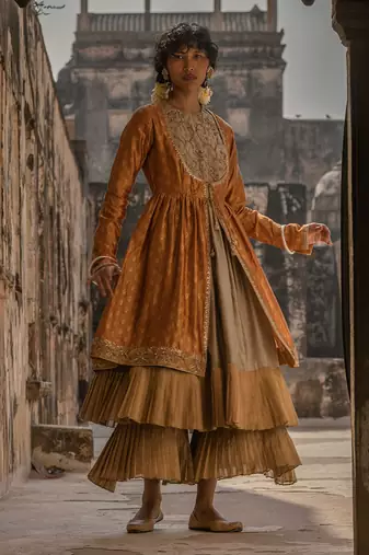 Zariya hand woven jacket