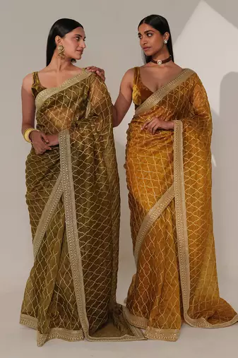 Wanya forest green saree set