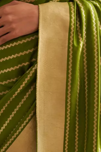 Nimisha forest green saree set