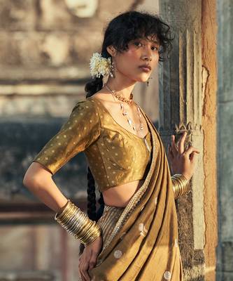 Afra moss green saree set 5