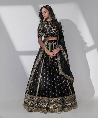 Nasreen Black Lehenga Set 3