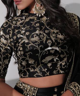 Nasreen Black Lehenga Set 4