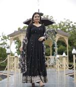 Designer Embroidery Zari Sequins-work Faux Blooming Georgette Suit