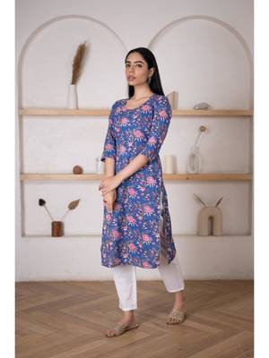Blue floral printed kurta pant set 4