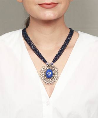 Nazia silver necklace 1