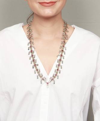 Long silver necklace 1
