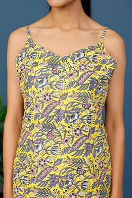 Yellow cami top and shorts set 5