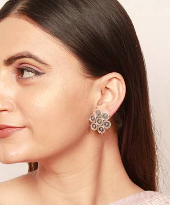 Shanaya silver earrings 1