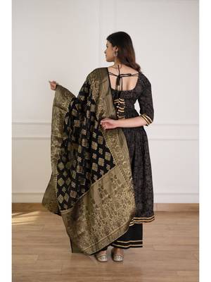 Black gold printed with banarasi dupatta 2