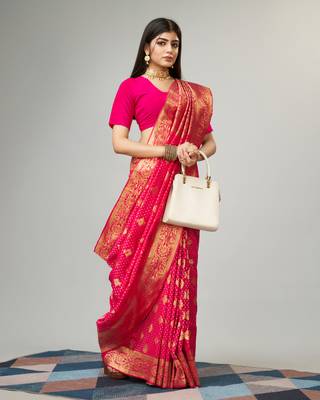 Rani pink Faux kanjivaram silk blend woven saree with zari border with blouse 4