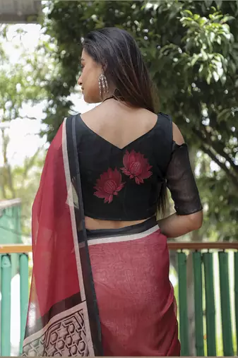  Maroon Figure Digital Print Linen Saree