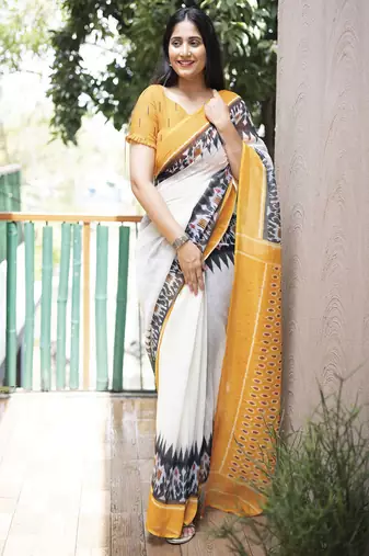 Smart White Traditional Fancy Saree In Linen 