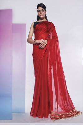Smart And Solid Plain Ethnic Girlish Red Saree For Party Looks 1